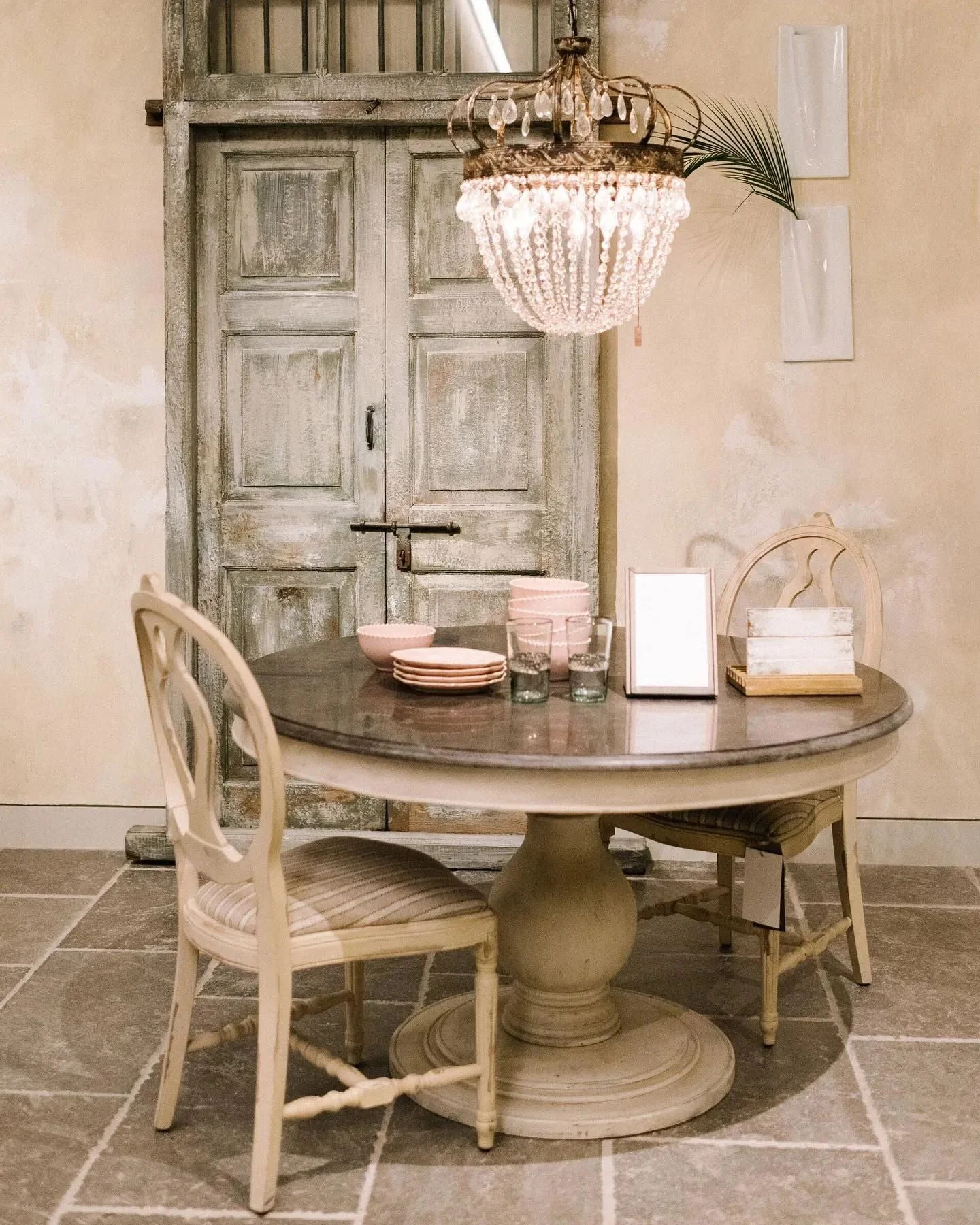 Kaile Crystal Pendant Light - Image 4