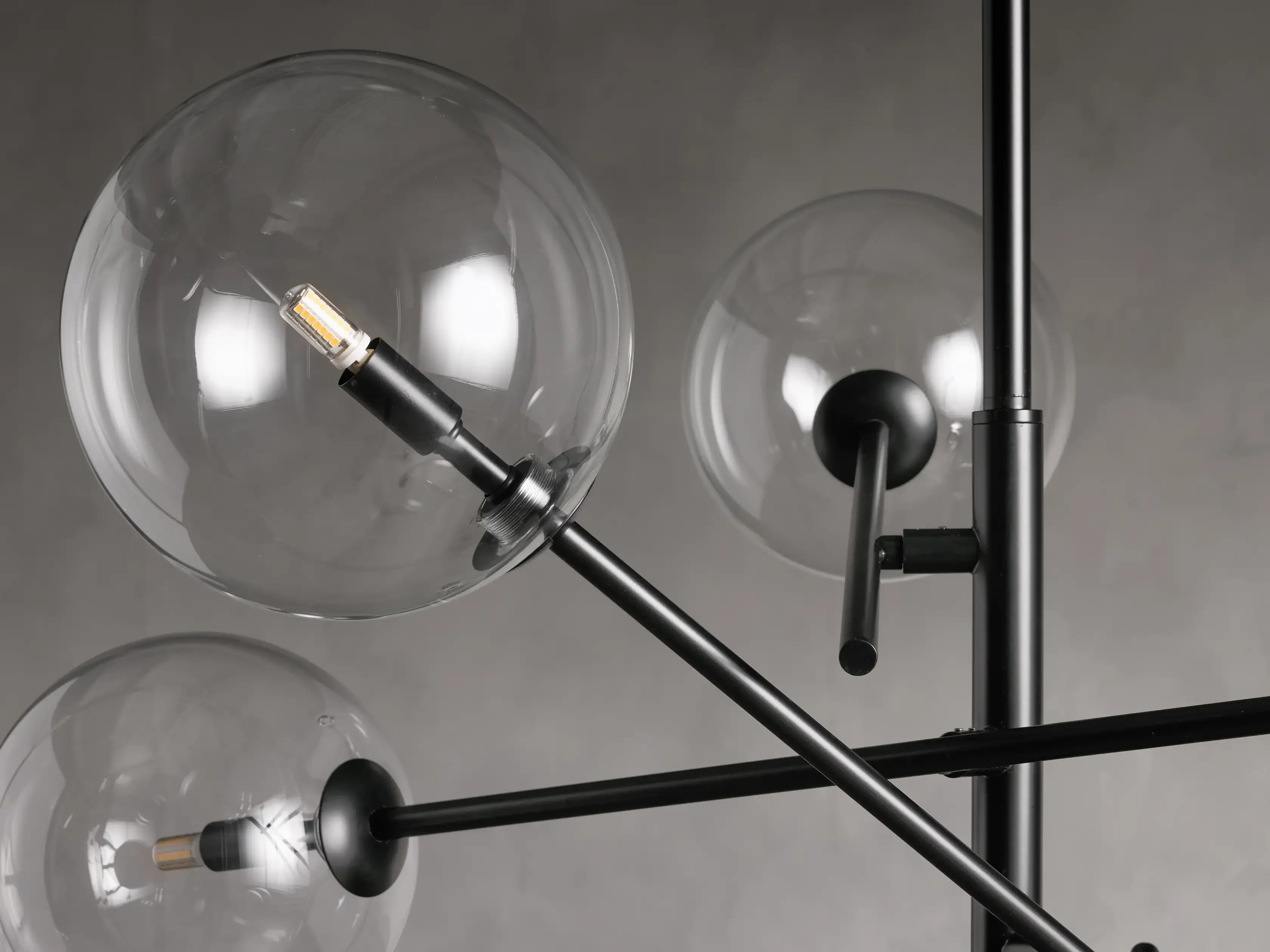 Nascoe Chandelier - Image 5