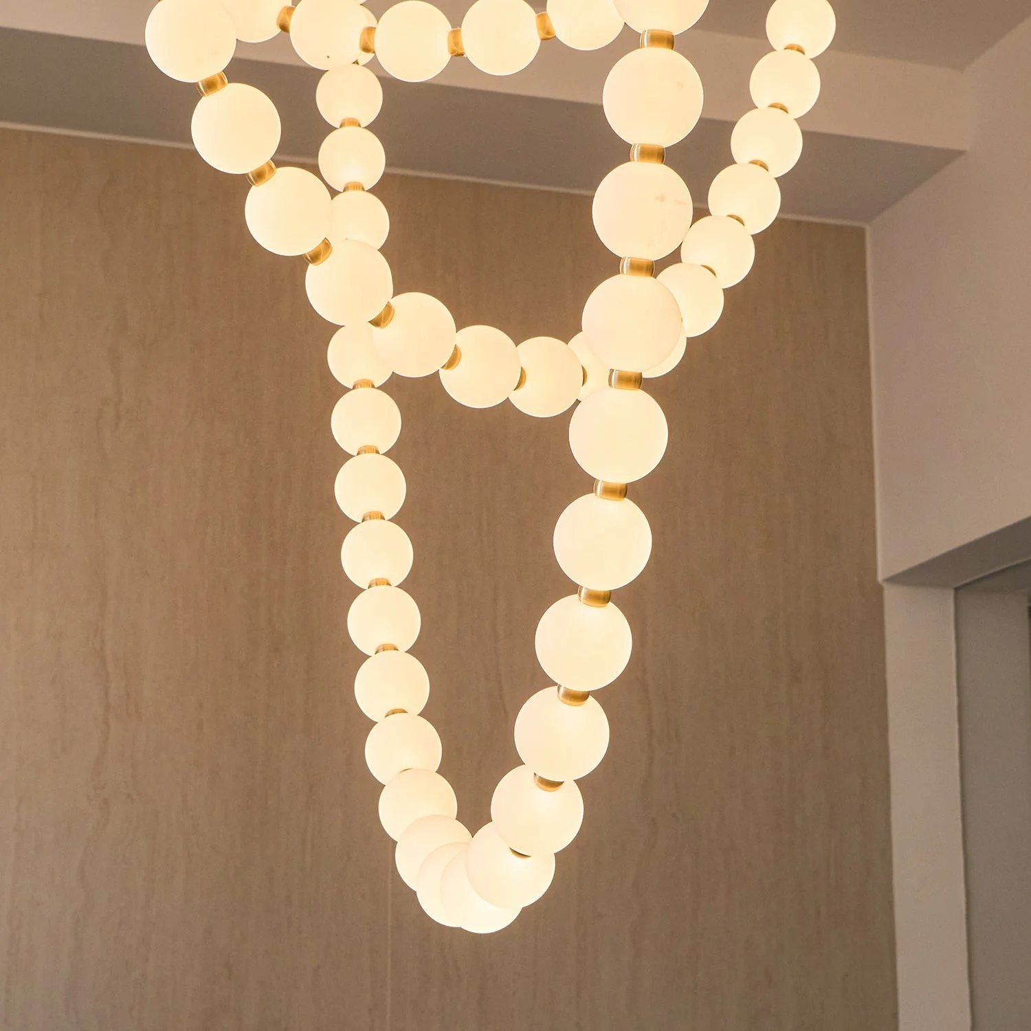 Pearl Necklace Balls Chandelier - Image 29